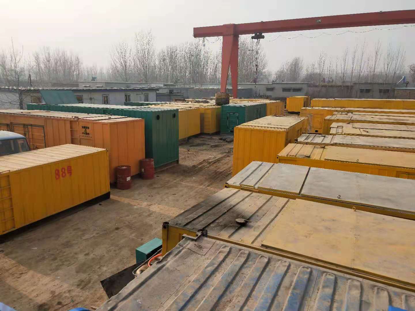 楚雄租赁发电机-灰尘、风沙对柴油发电机组造成哪些不良影响？