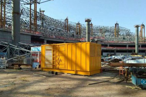 楚雄发电机出租如何判断空气滤清器是否需要更换？